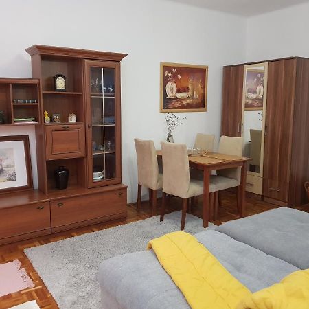 Ravagy Apartman Кескемет Екстериор снимка